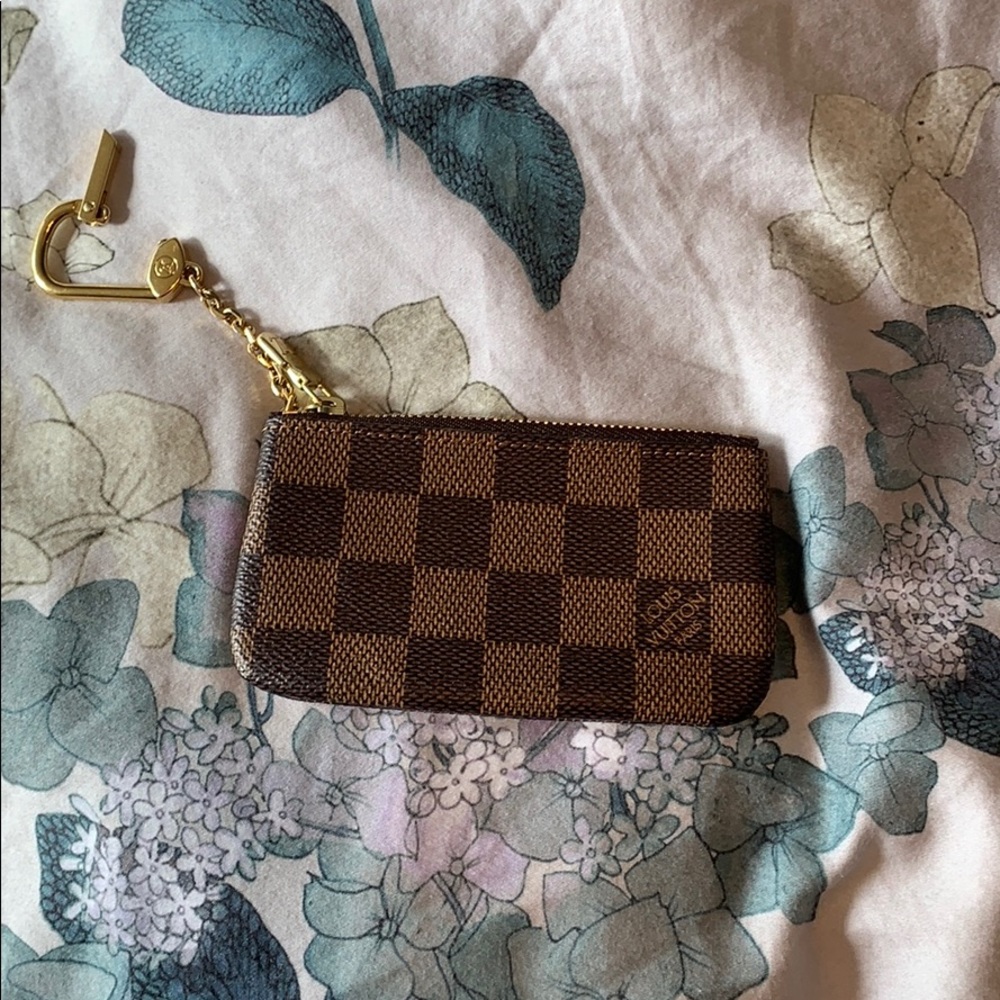 Louis Vuitton key chain wallet